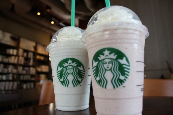 Vanilla bean frappacino Starbucks