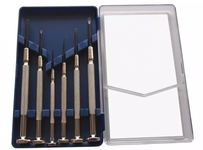 little screwdriver set